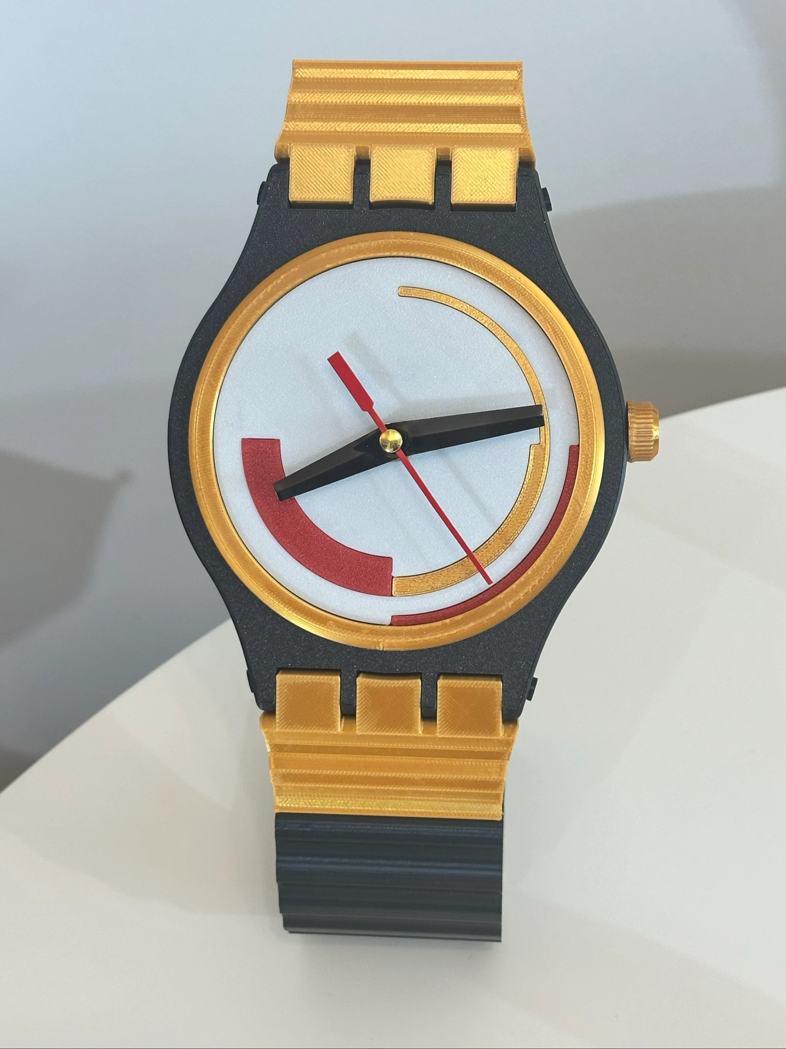 Reloj de mesa inspirado en Swatch – Original y elegante – photo 7